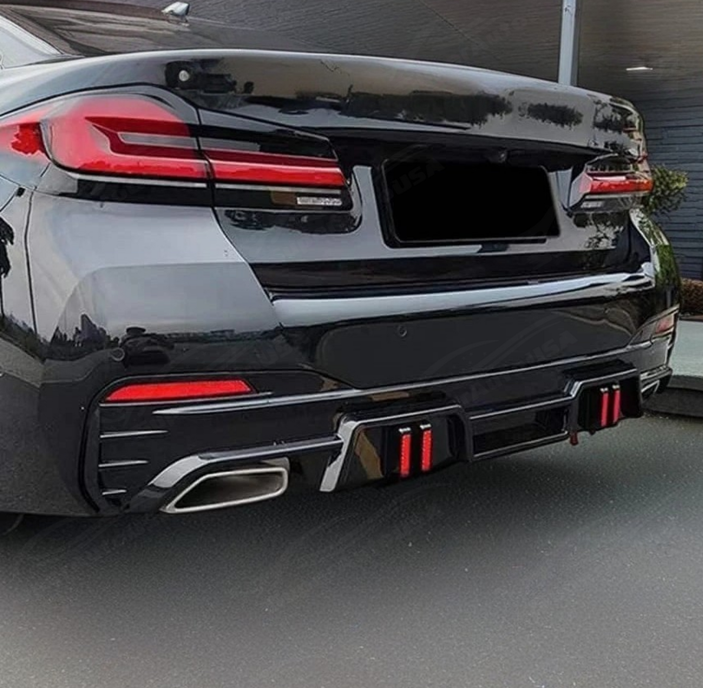 For 2017-2023 BMW G30 5 Series M5 LED Rear Diffuser